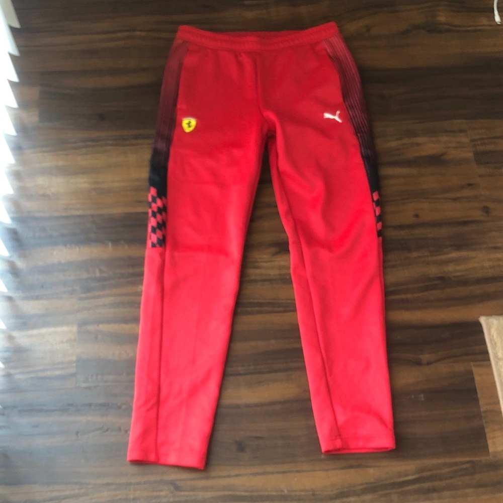 Like new PUMA FERRARI RACE TRACK Authentic PANTS